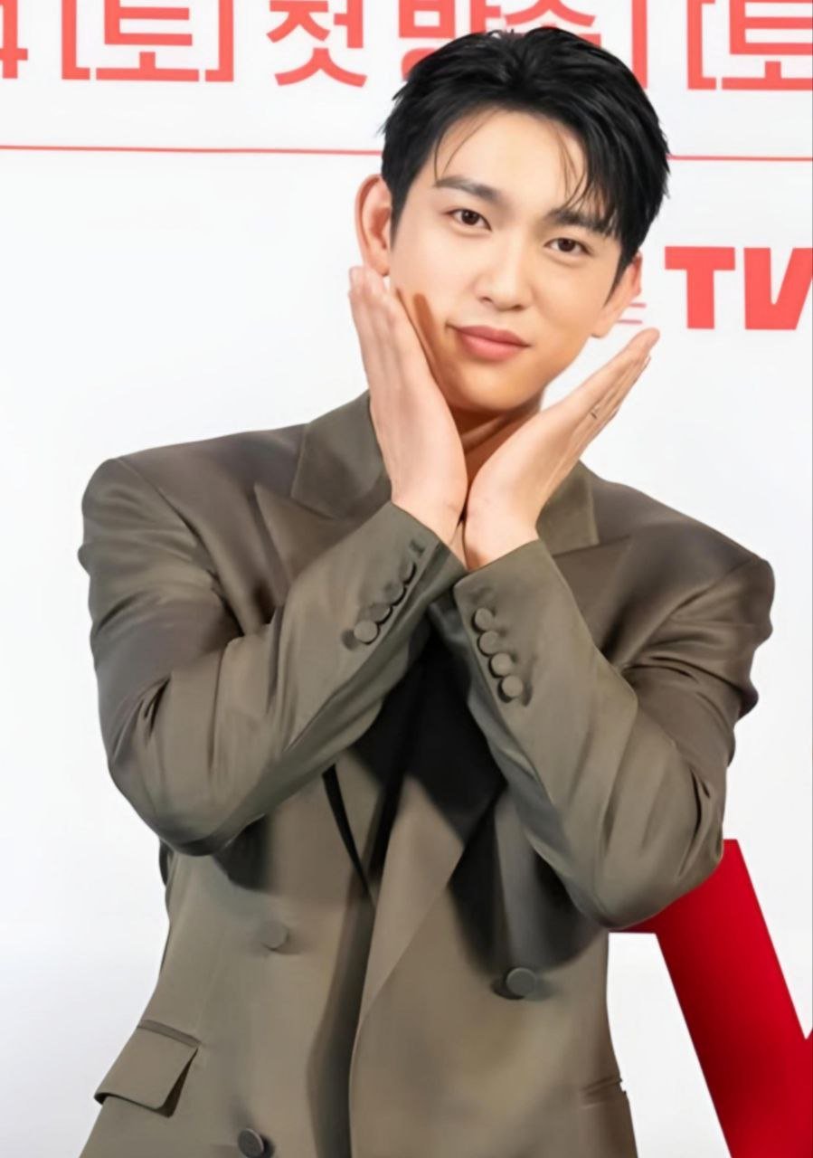 بارك جين يونغ في مسلسل Our Unwritten Seoul