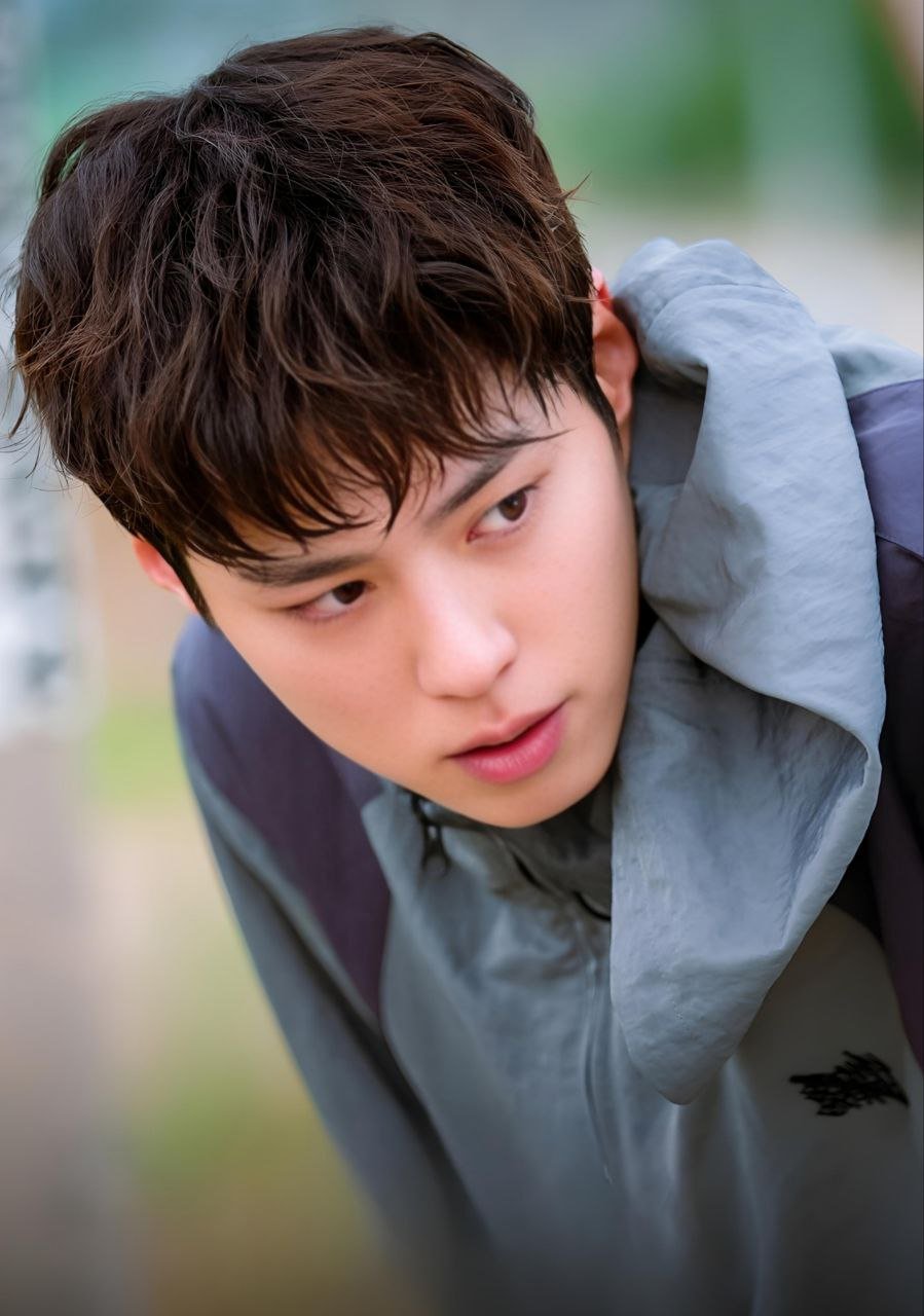 بارك بو غوم في دور يون دونغ جو