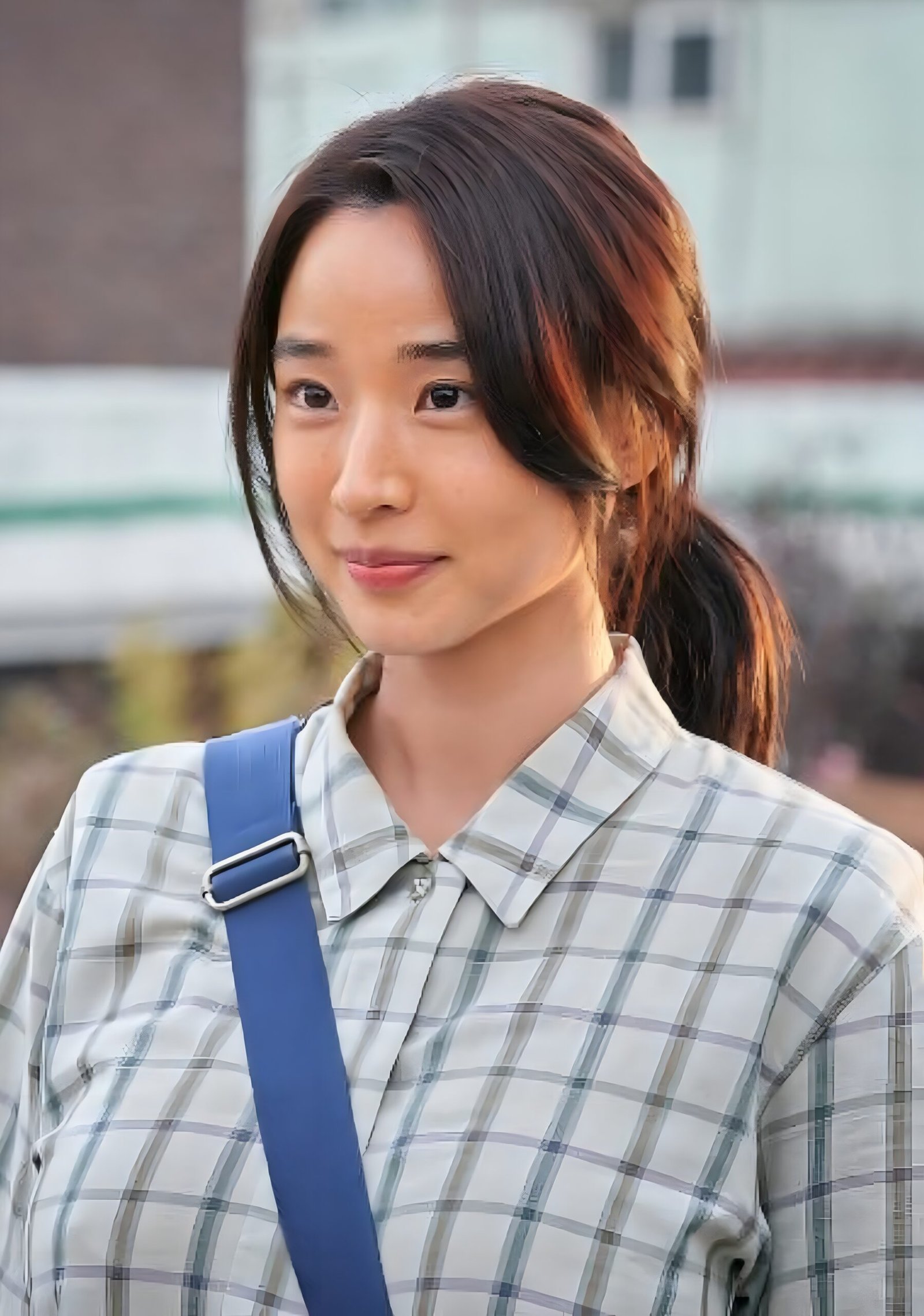 صورة الممثلة بانغ هيو-رين